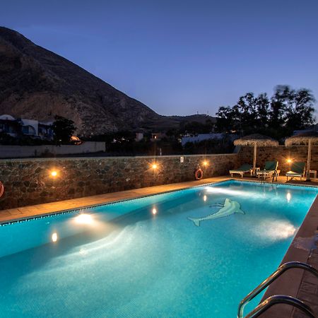 Hotel Andreas คามารี ภายนอก รูปภาพ