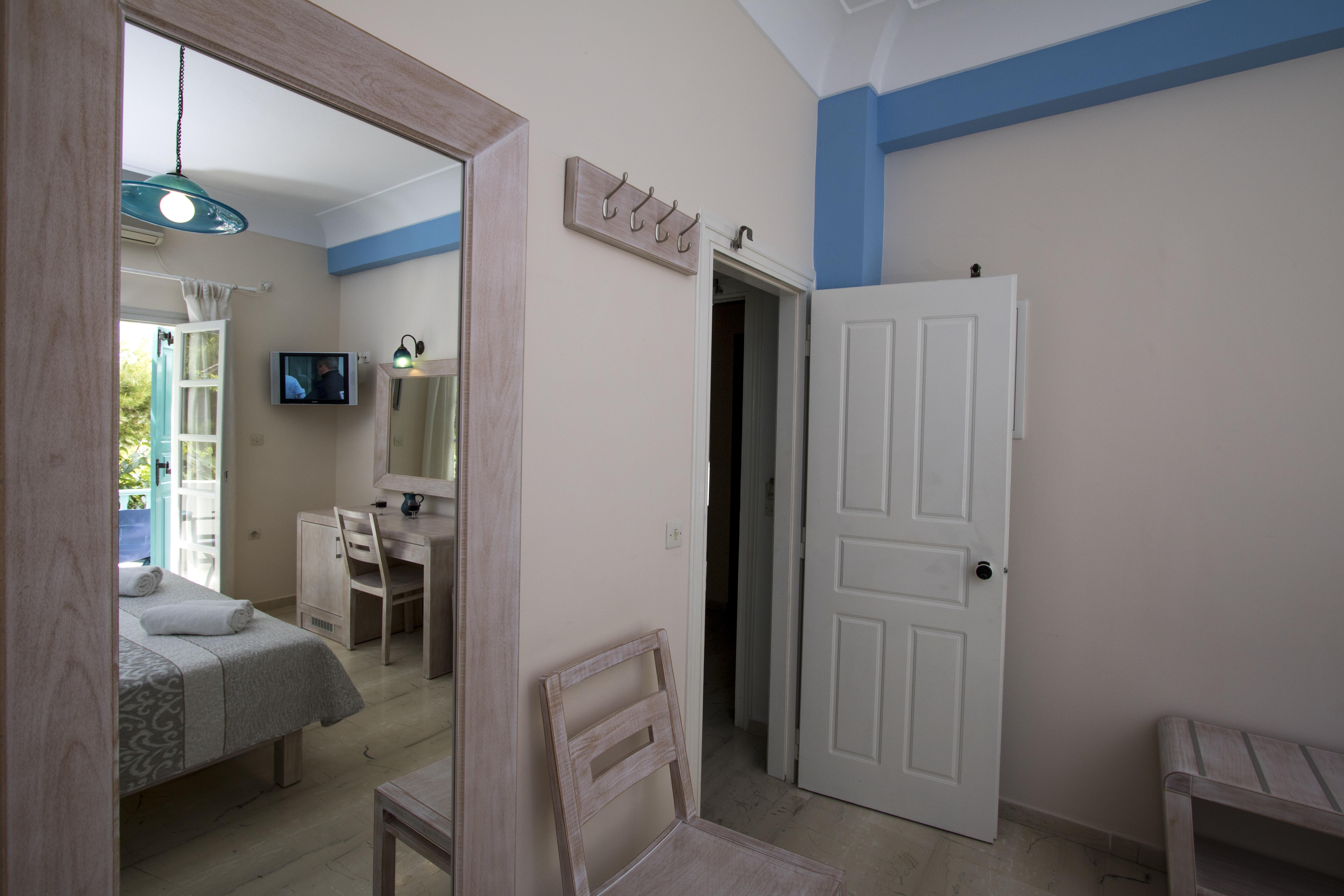 Hotel Andreas คามารี ภายนอก รูปภาพ