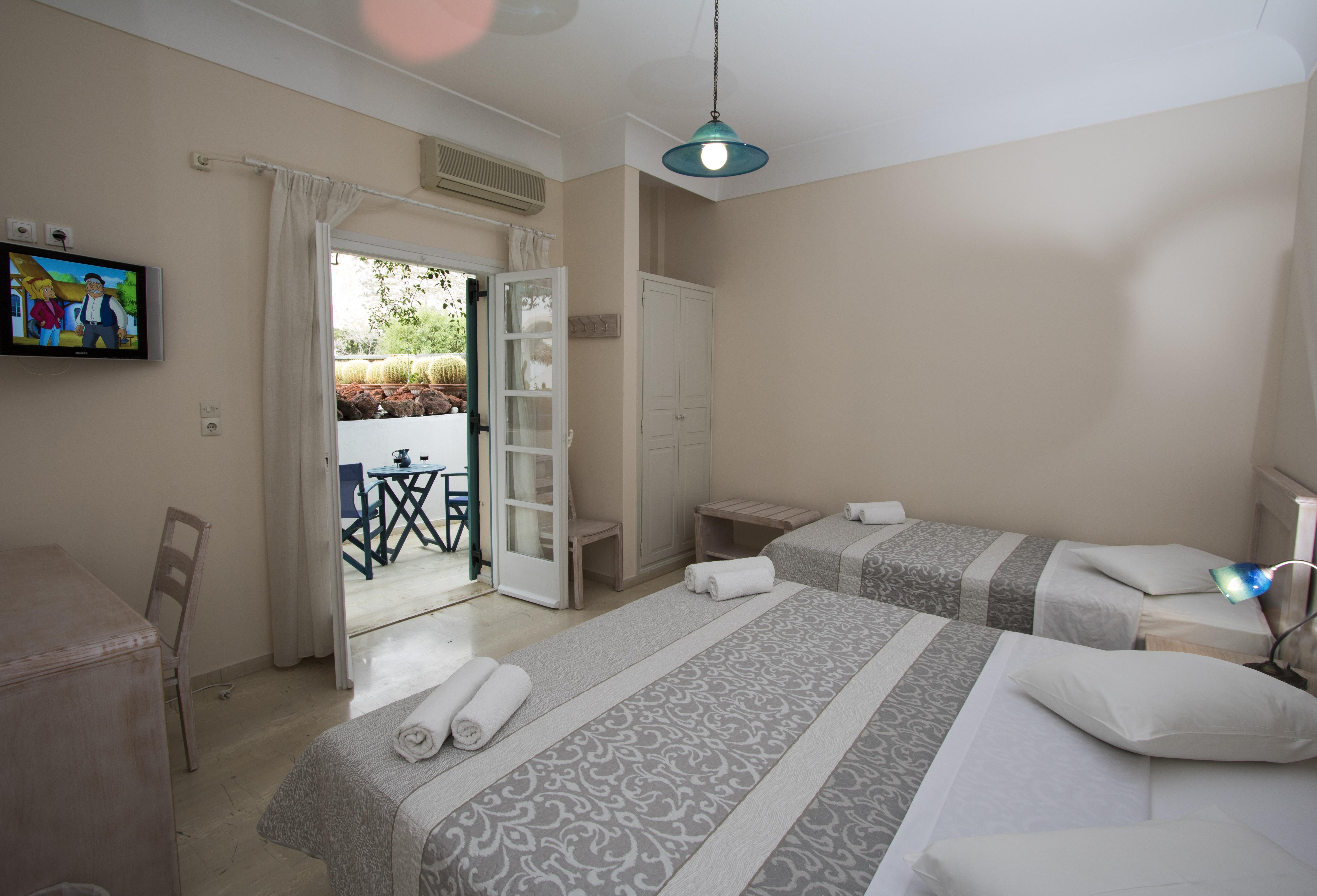 Hotel Andreas คามารี ภายนอก รูปภาพ