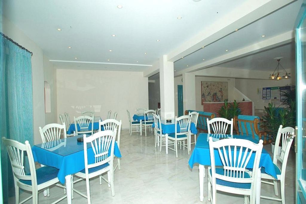 Hotel Andreas คามารี ภายนอก รูปภาพ