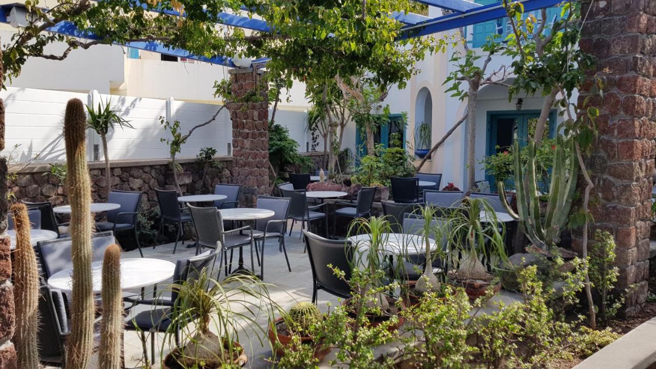 Hotel Andreas คามารี ภายนอก รูปภาพ